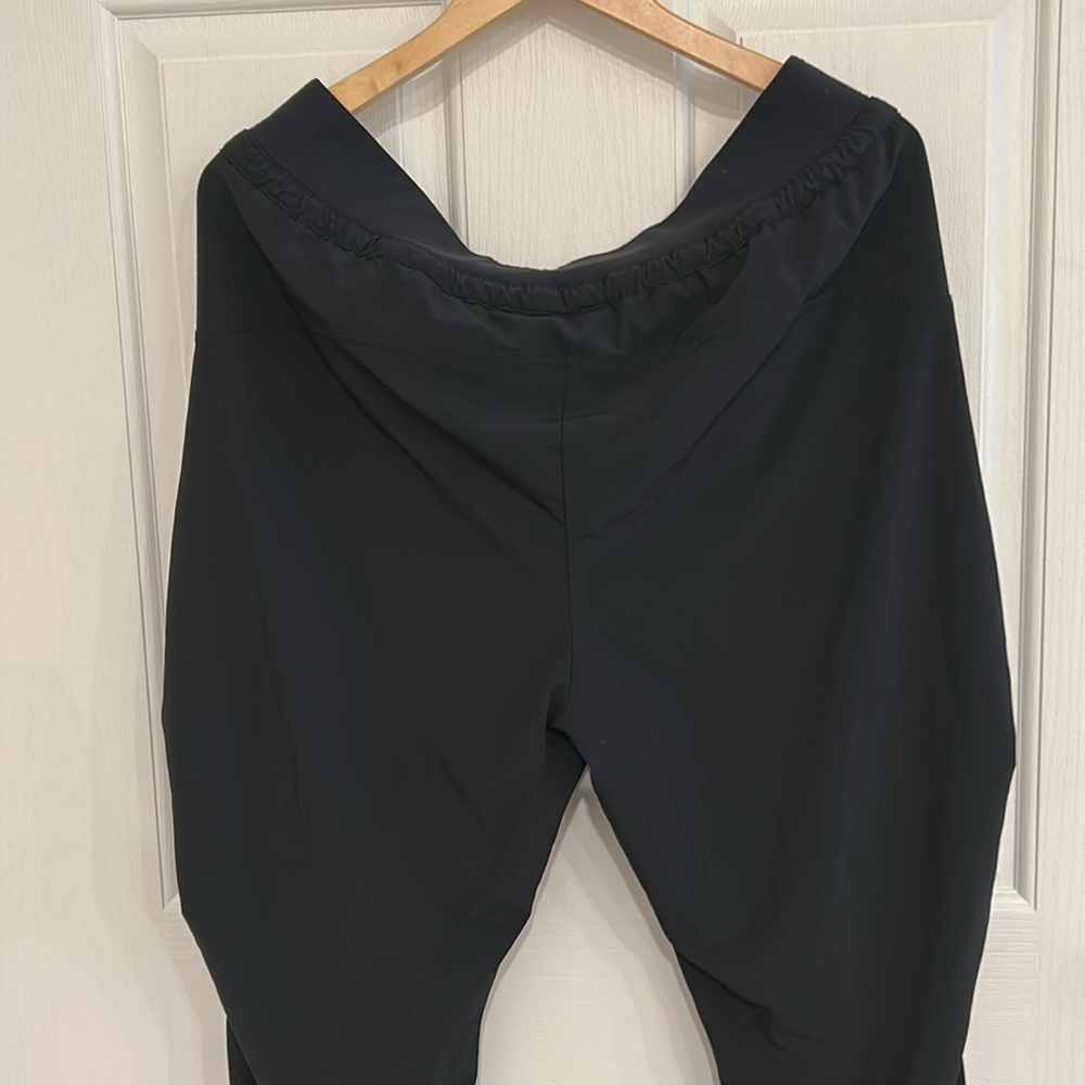 Athleta Attitude Yoga Pilates Workout Pant Black Size 12 - Picture 10 of 11